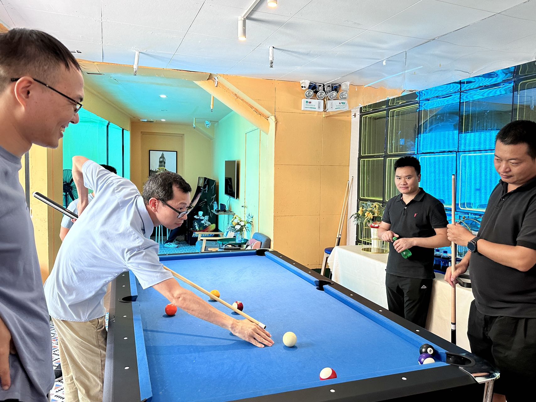 v88体育,带你进行一场夏日狂欢(图2) v88体育,带你进行一场夏日狂欢(图2)