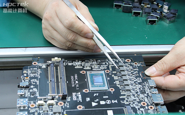 【工控科普】一片主板可以有多少路CPU？(图1)