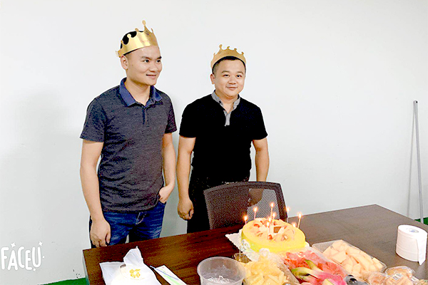 【v88体育】浓情时光,情系员工 7月生日趴