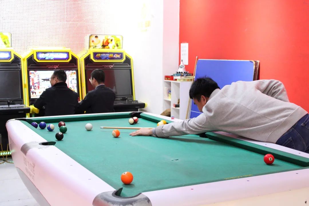 凝心聚力，蓄势待发|v88体育春日团建，让我们“轰趴”起来！(图3)