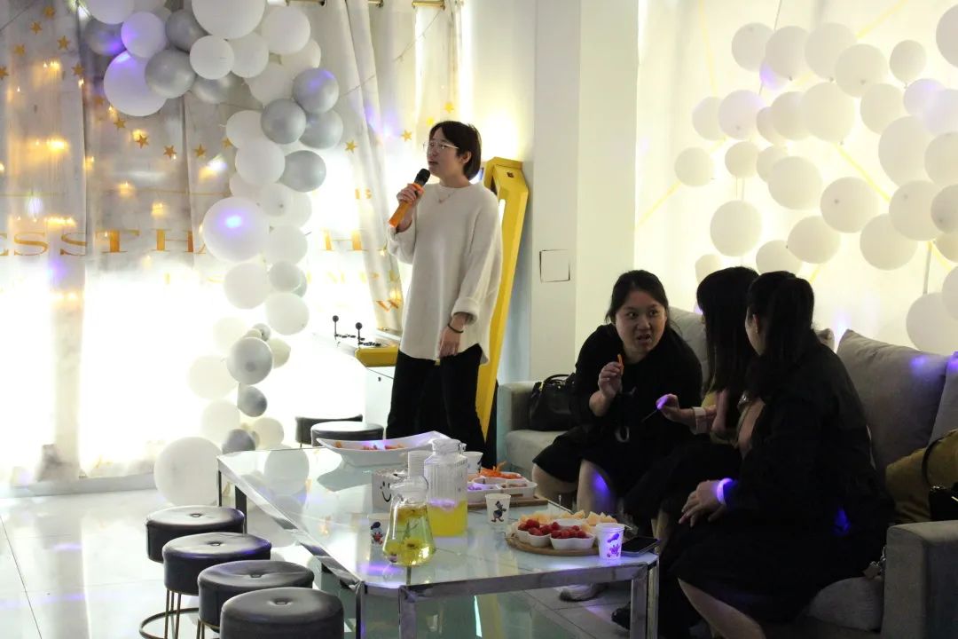 凝心聚力，蓄势待发|v88体育春日团建，让我们“轰趴”起来！(图9)